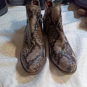 Lucky Brand Bartalino Snakeskin Ankle Boots Women's 7.5 M Block Heel Leather Zip